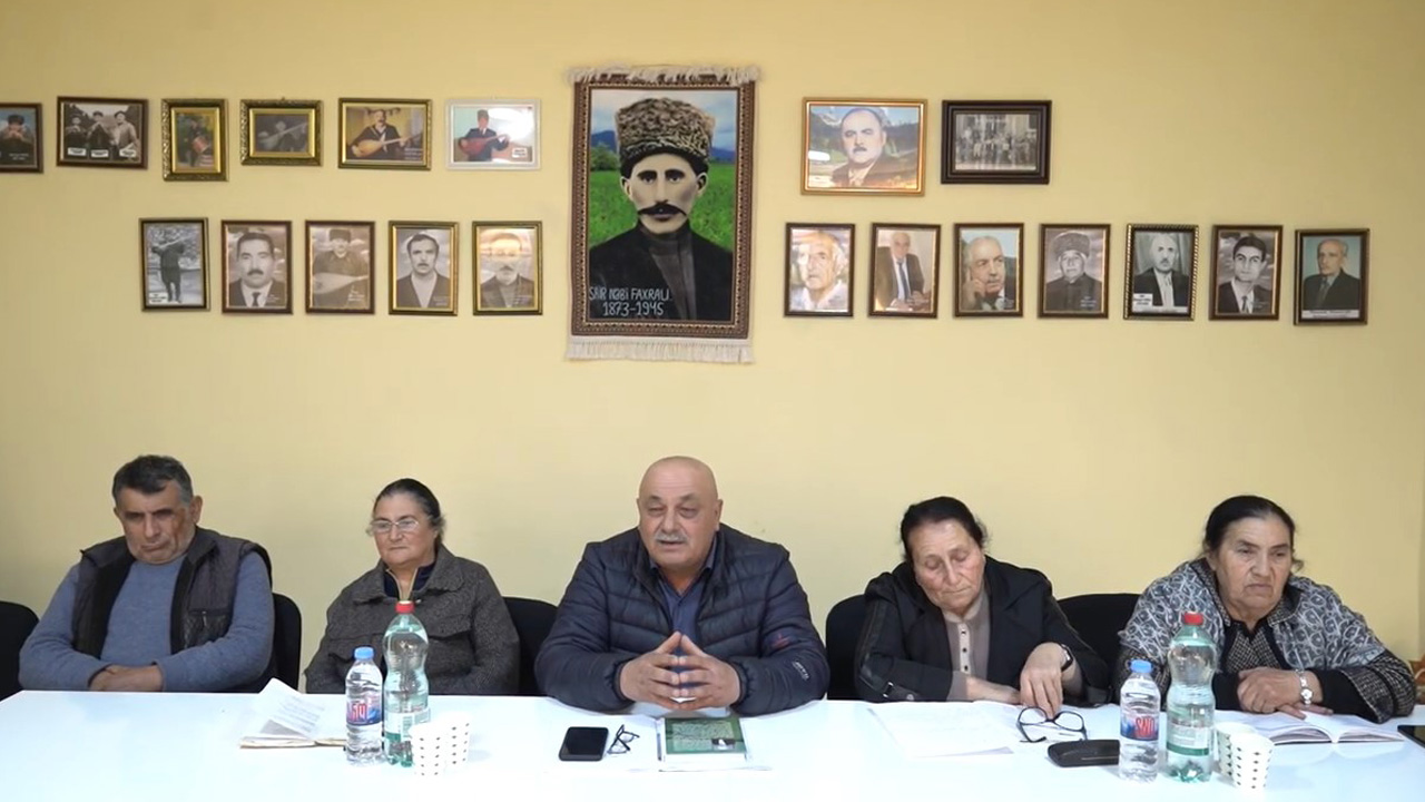 Faxralıda el şairi İsmayıl Güllərin anım günü keçirilib